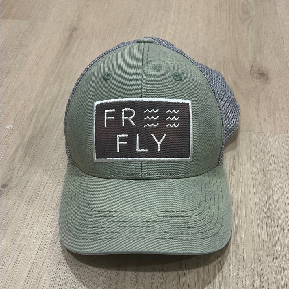 Free Fly ombré Green and Gray Trucker Hat